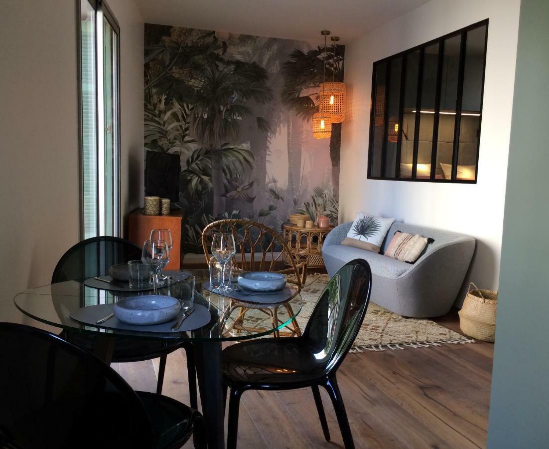 Suite In St Raph Saint-Raphaël Buitenkant foto